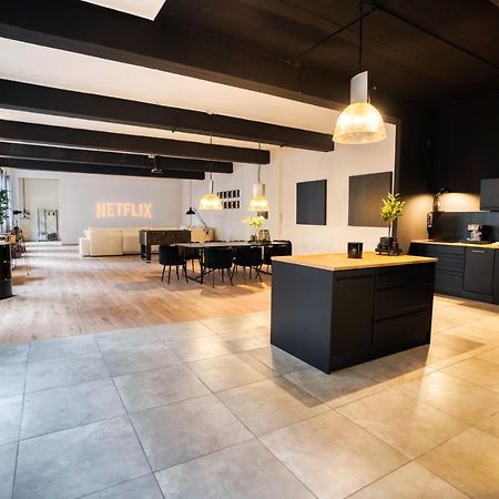Design Loft - 200Qm2 - Heimkino - Bestlage - Parkplatz Wiesbaden Luaran gambar