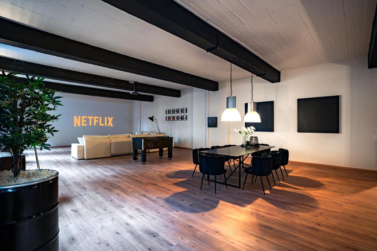 Design Loft - 200Qm2 - Heimkino - Bestlage - Parkplatz Wiesbaden Luaran gambar